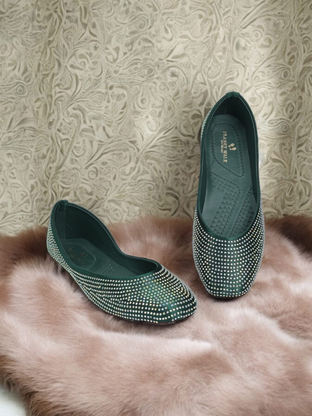 

PLANET WALK Women Embellished Party Mojaris, Green