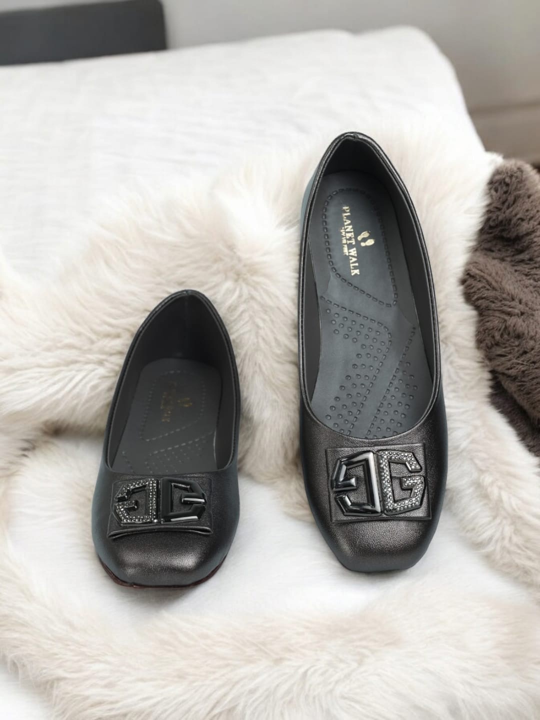 

PLANET WALK Women Ballerinas with Buckles Flats, Grey