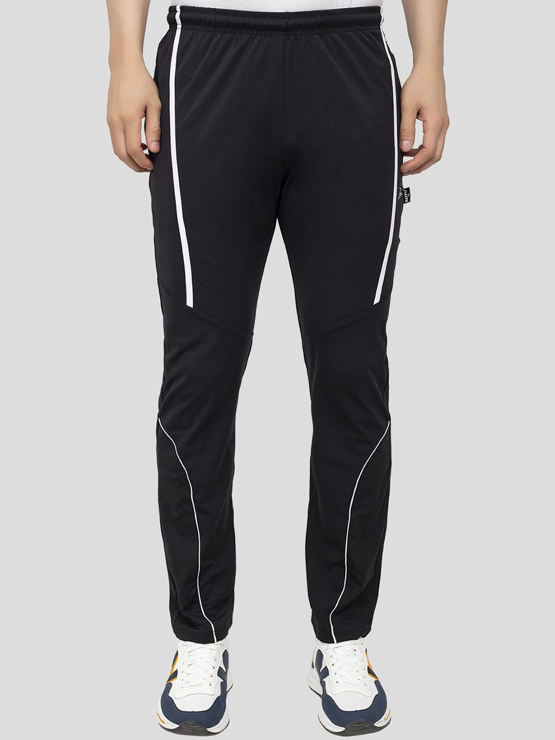 

ZEFFIT Men Track Pants, Black