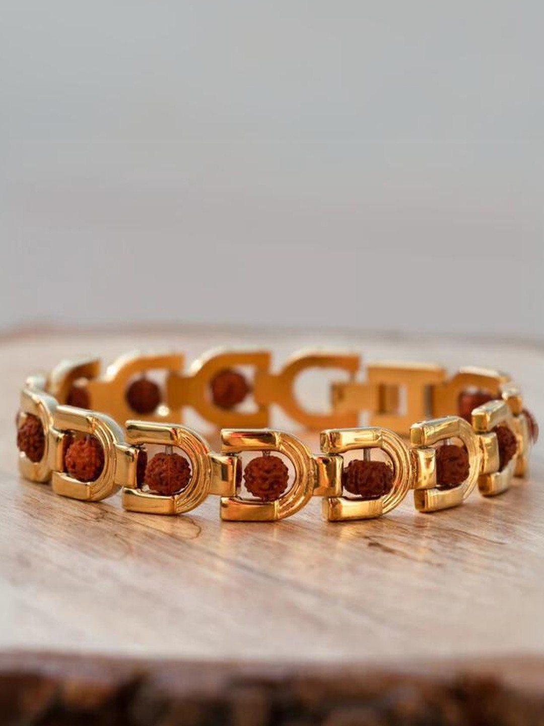 

Japam Gold Plated Prime Rudraksha Bracelet - Curves
