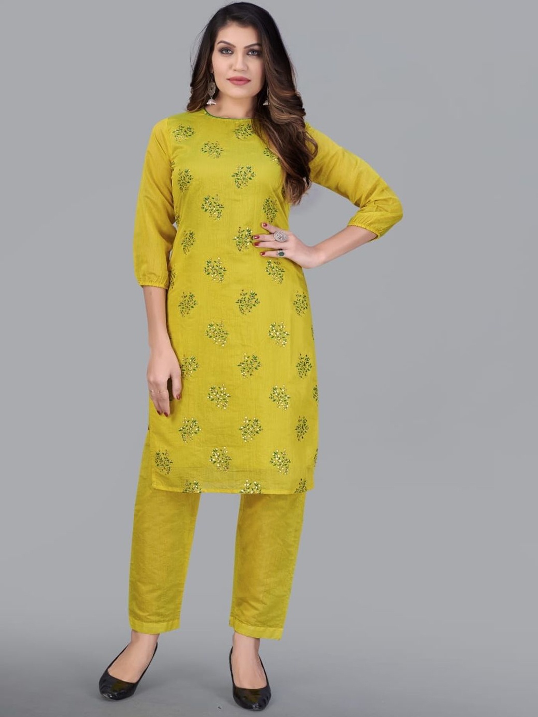 

Rujave Embroidered Straight Kurta With Trouser, Yellow