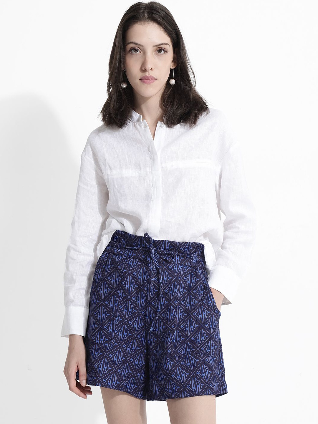 

RAREISM Women Typography Printed Regular Fit High-Rise Cotton Shorts, Blue