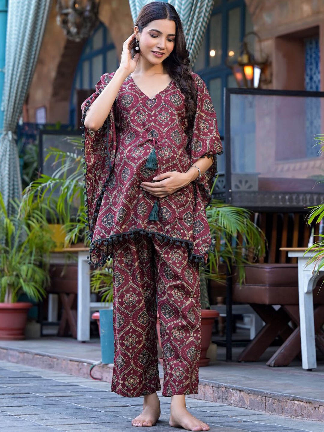 

Aujjessa Women Printed Night suit, Maroon