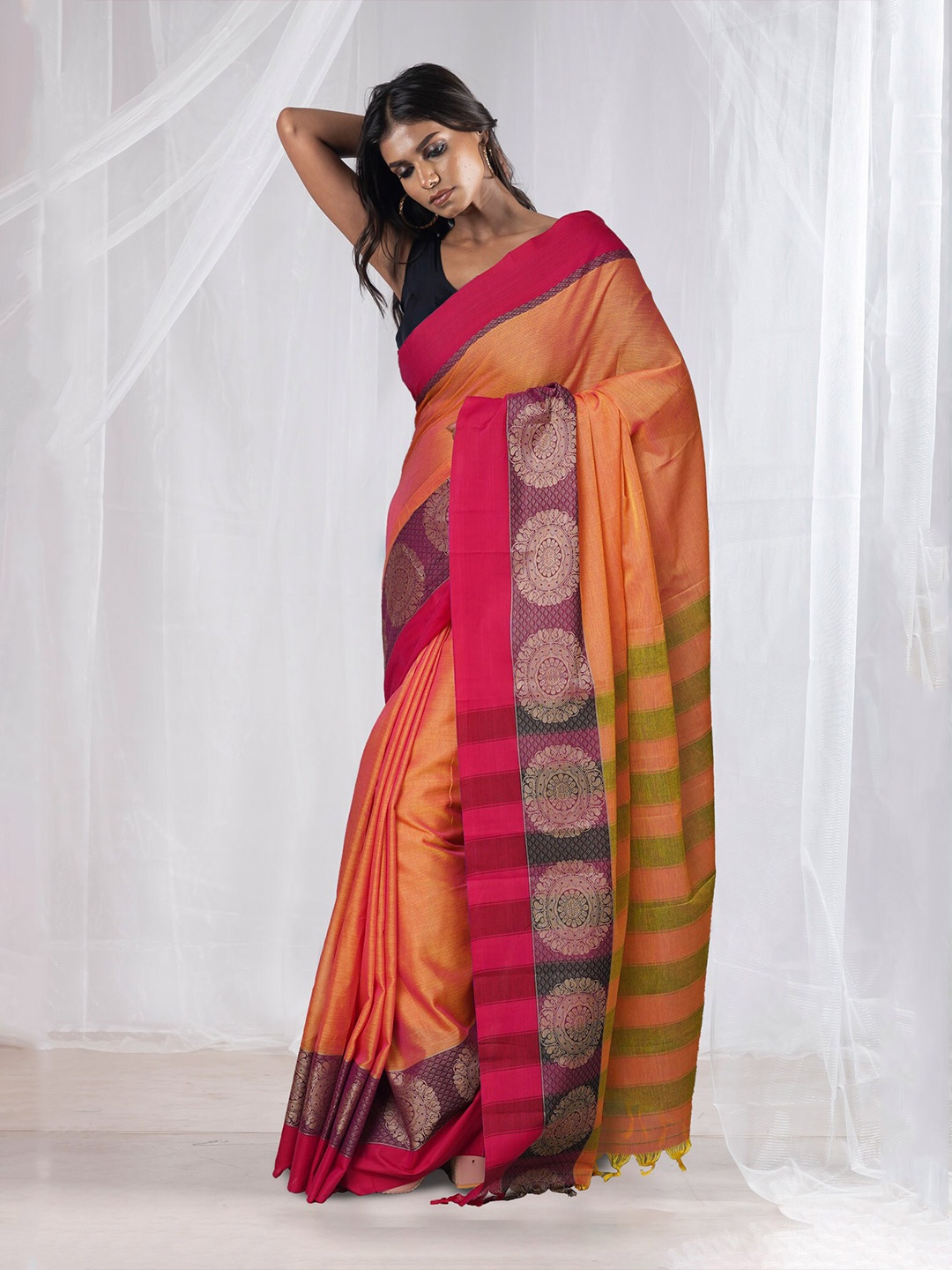 

Unnati Silks Woven Design Pure Cotton Handloom Narayan Peth Saree, Orange