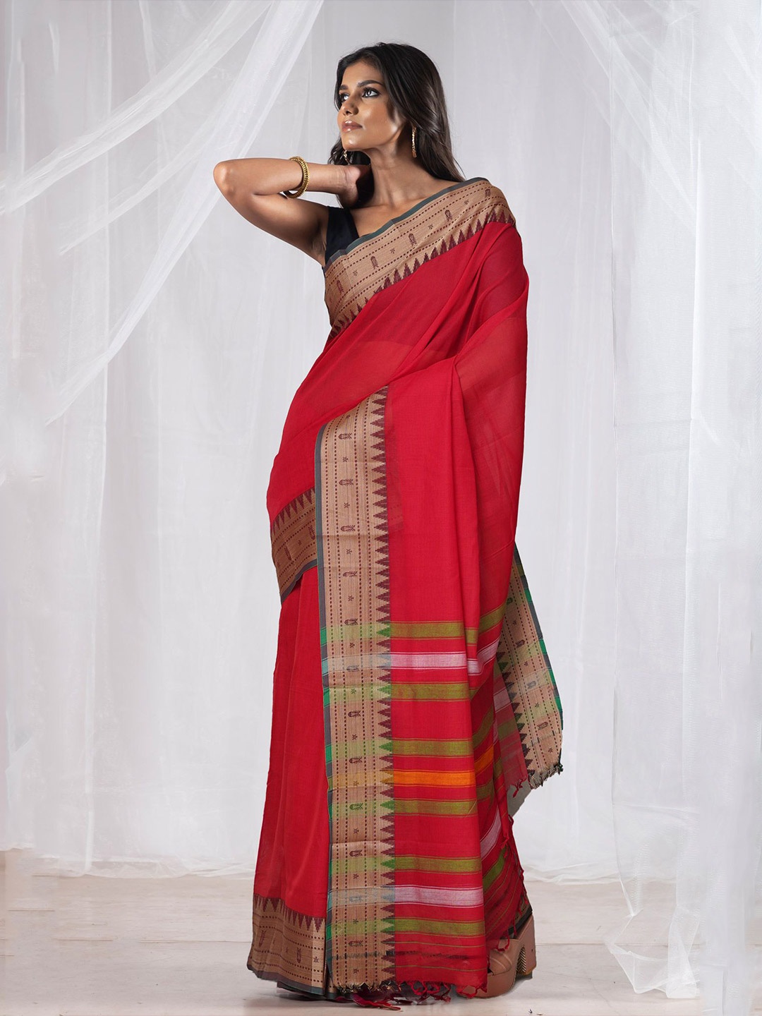 

Unnati Silks Woven Design Zari Pure Cotton Handloom Narayan Peth Saree, Red