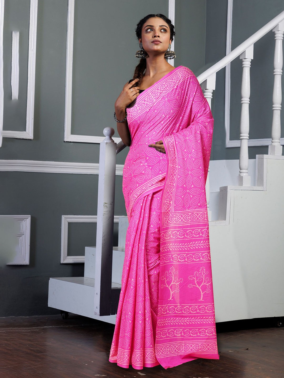 

Unnati Silks Ethnic Motifs Pure Cotton Handloom Block Print Saree, Pink