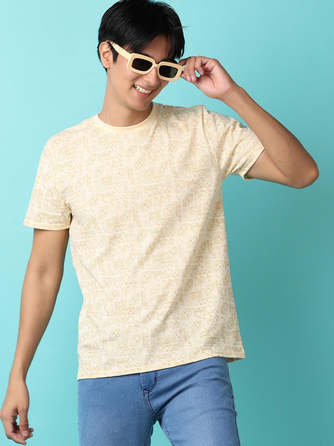 

V-Mart Slim Fit Abstract Printed T-shirt, Cream