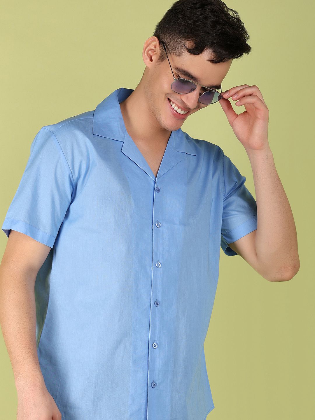 

V-Mart Spread Collar Short Sleeves Cotton Regular Fit Casual Shirt, Blue