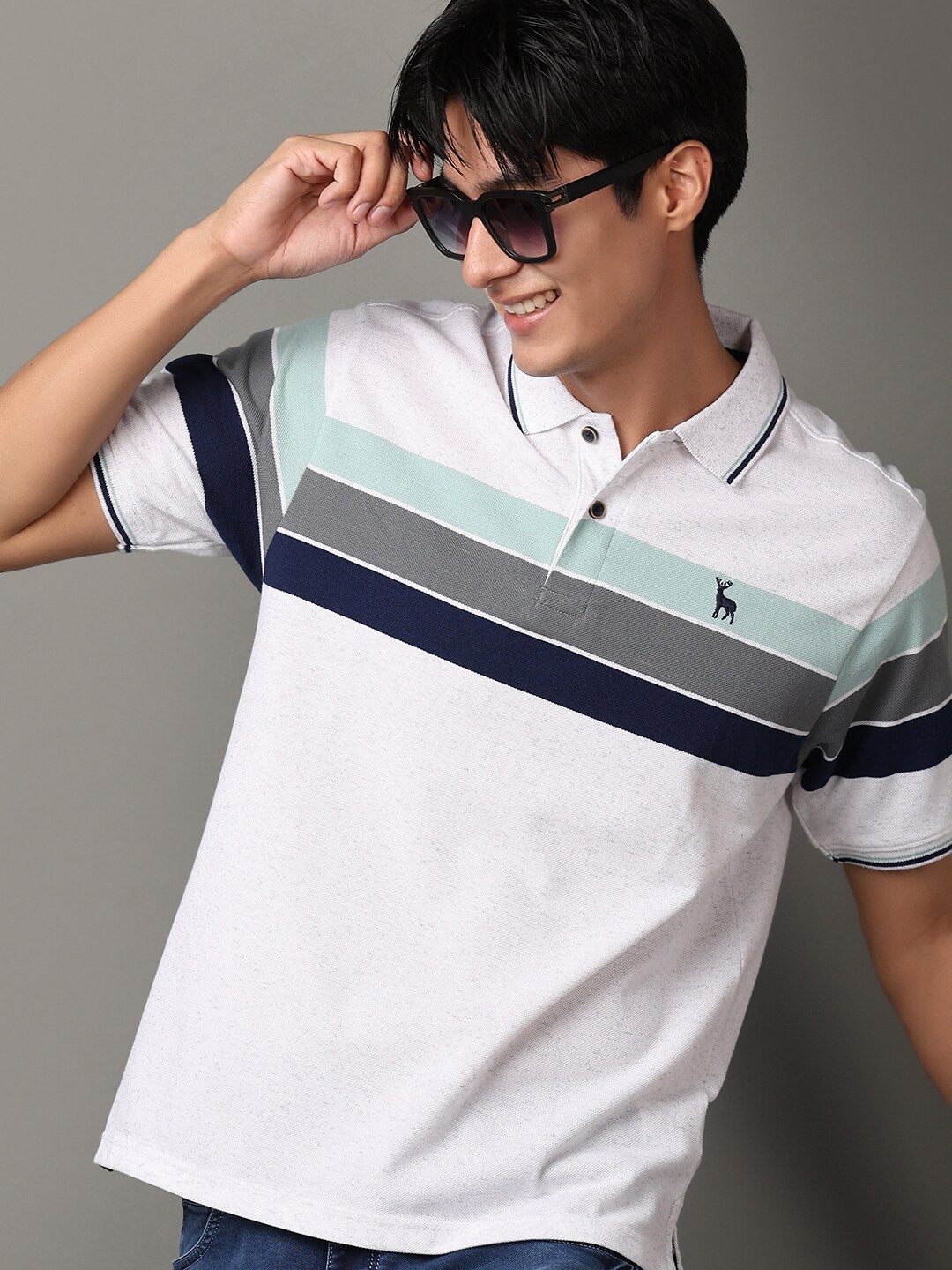 

V-Mart Striped Polo Collar Short Sleeves Casual T-Shirt, White