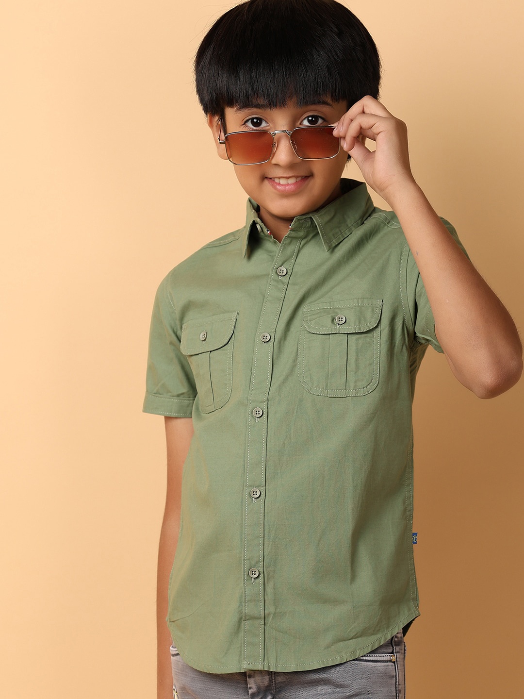 

V-Mart Boys Spread Collar Cotton Casual Shirt, Green