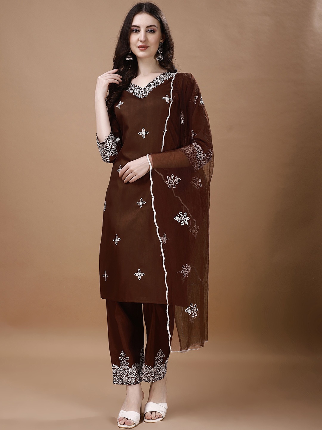 

WORIVOC Women Embroidered Regular Kurta with Trousers & With Dupatta, Coffee brown