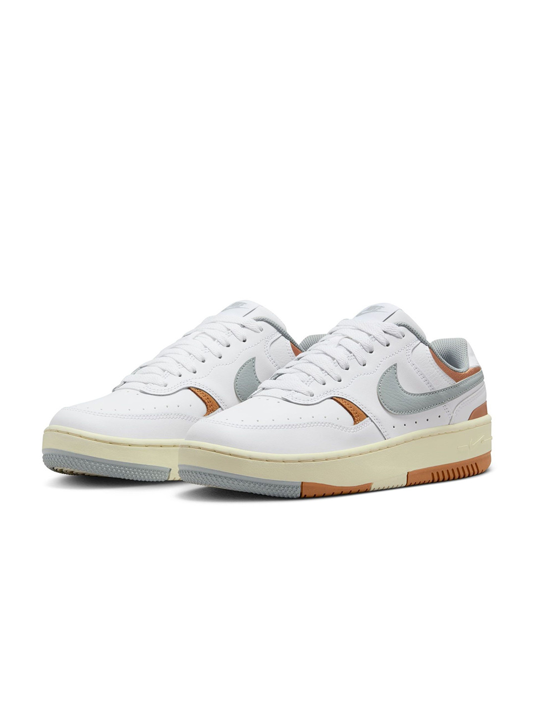 

Nike Gamma Force Women's Leather Shoes, White