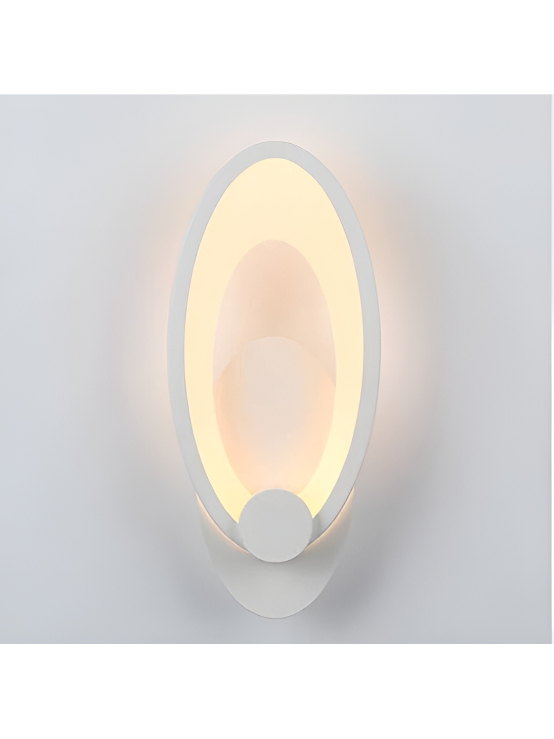 

GLINTAC White Aluminium Spherical Shaped Wall Lamp