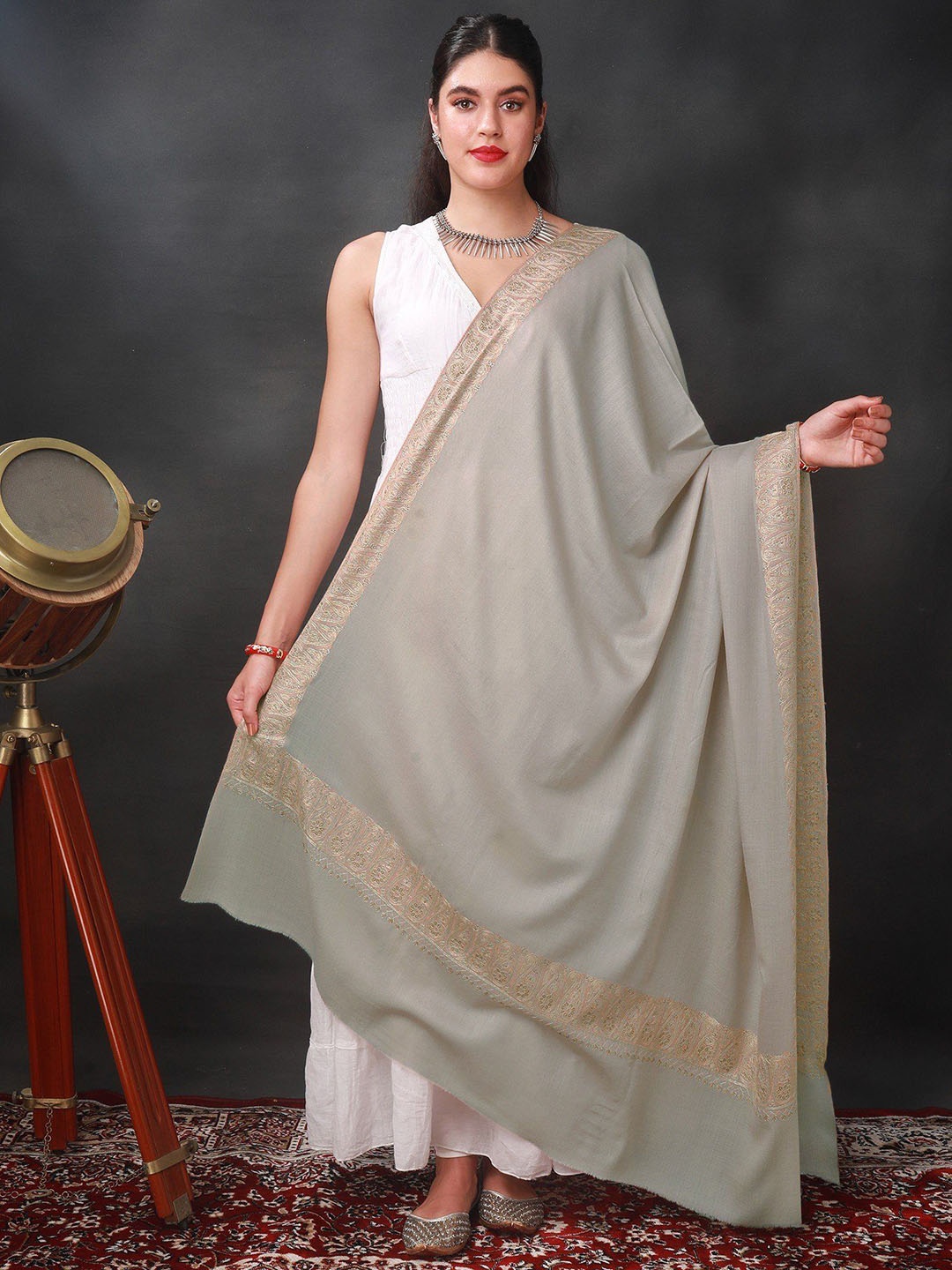 

Exotic India Women Shawl, Grey