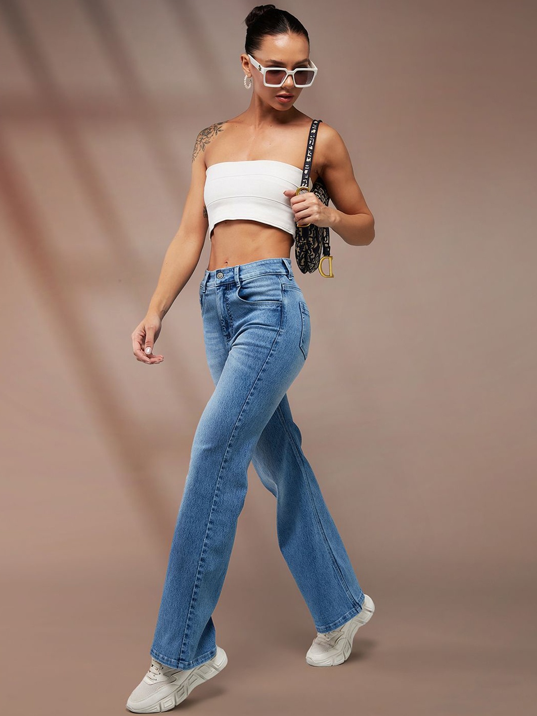 

DOLCE CRUDO Women Wide Leg High-Rise Low Distress Heavy Fade Stretchable Jeans, Blue