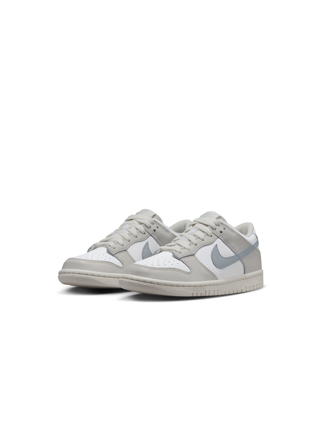 

Nike Dunk Low Older Kids' Shoes, White