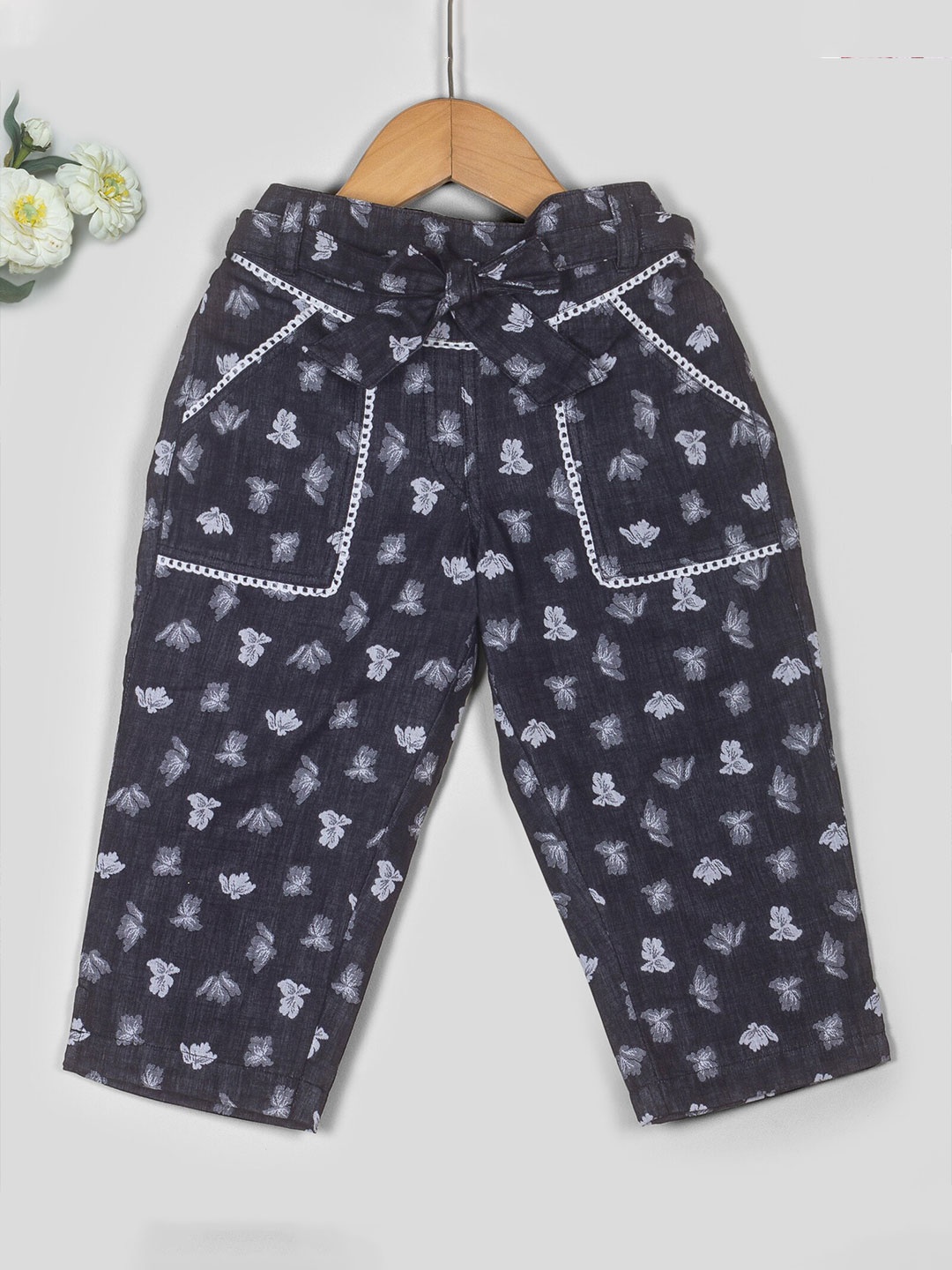 

Tangerine Closet Girls Printed Capris with Waistband, Black