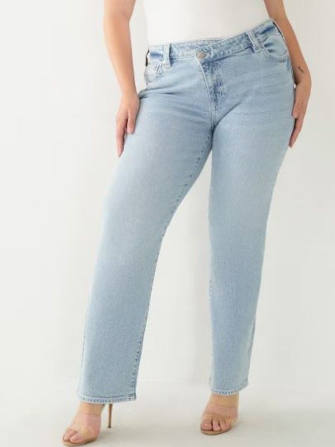 

True Religion SN RICKI Straight Fit Mid-Rise Washed Jeans, Blue