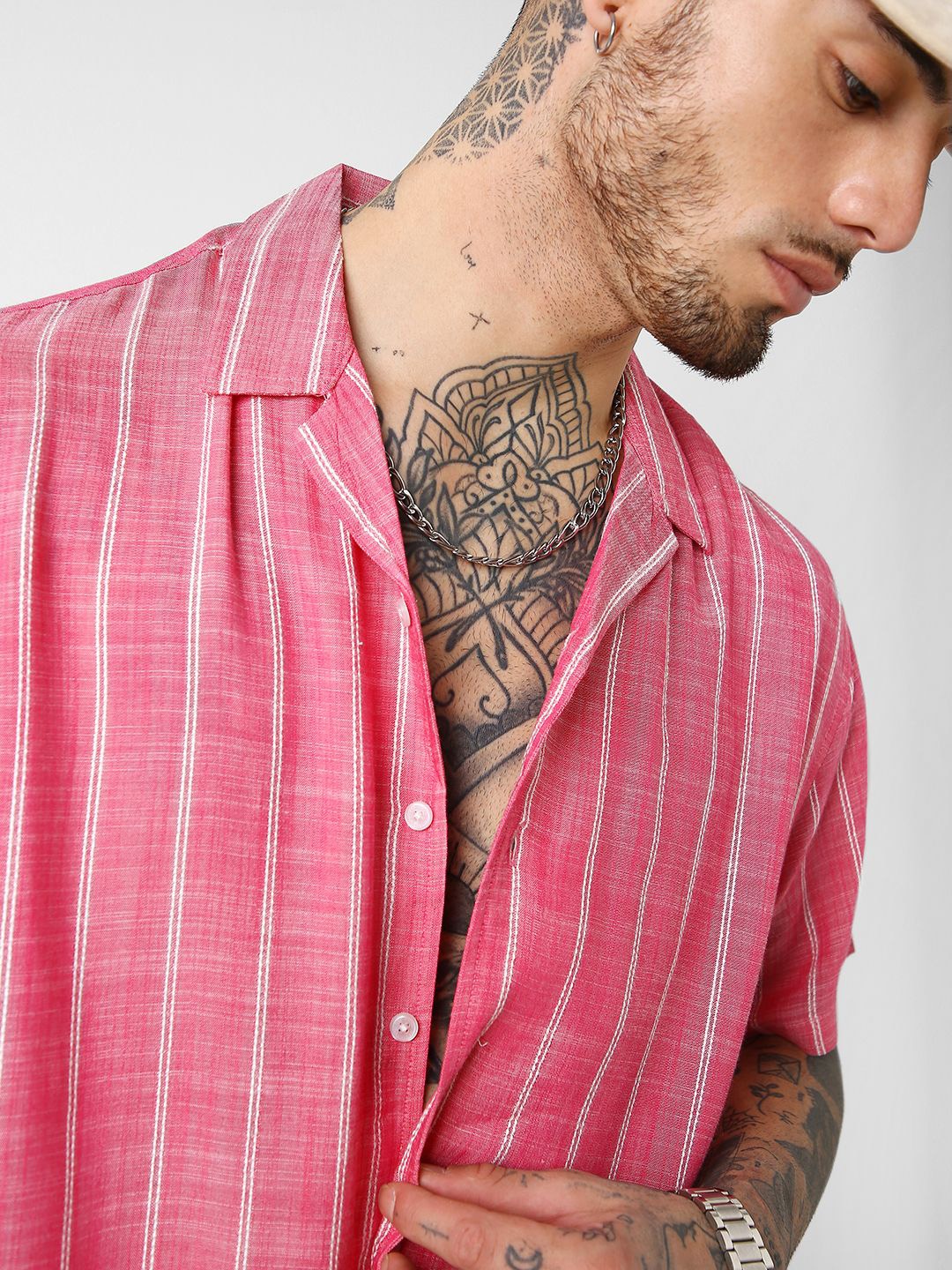 

VASTRADO Spread Collar Short Sleeves Classic Oversized Striped Casual Shirt, Pink
