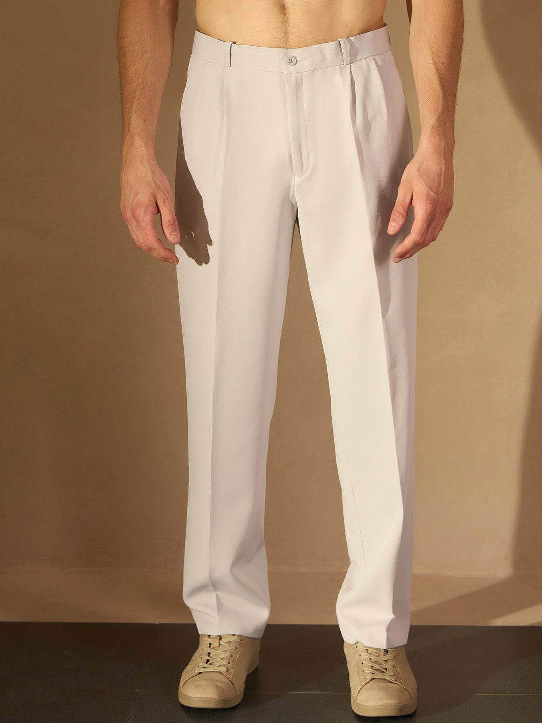 

DENNISON Men Smart Loose Fit Easy Wash Pleated Trousers, Cream