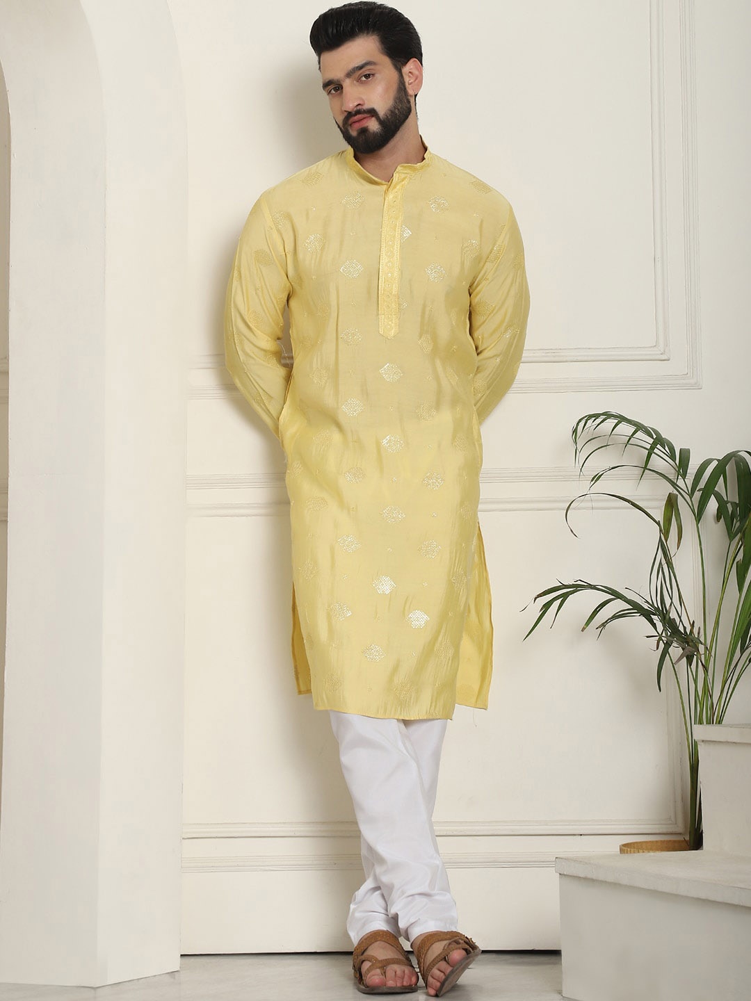 

SOJANYA Geometric Embroidered Sequinned Cotton Silk Straight Kurta With Churidar, Yellow