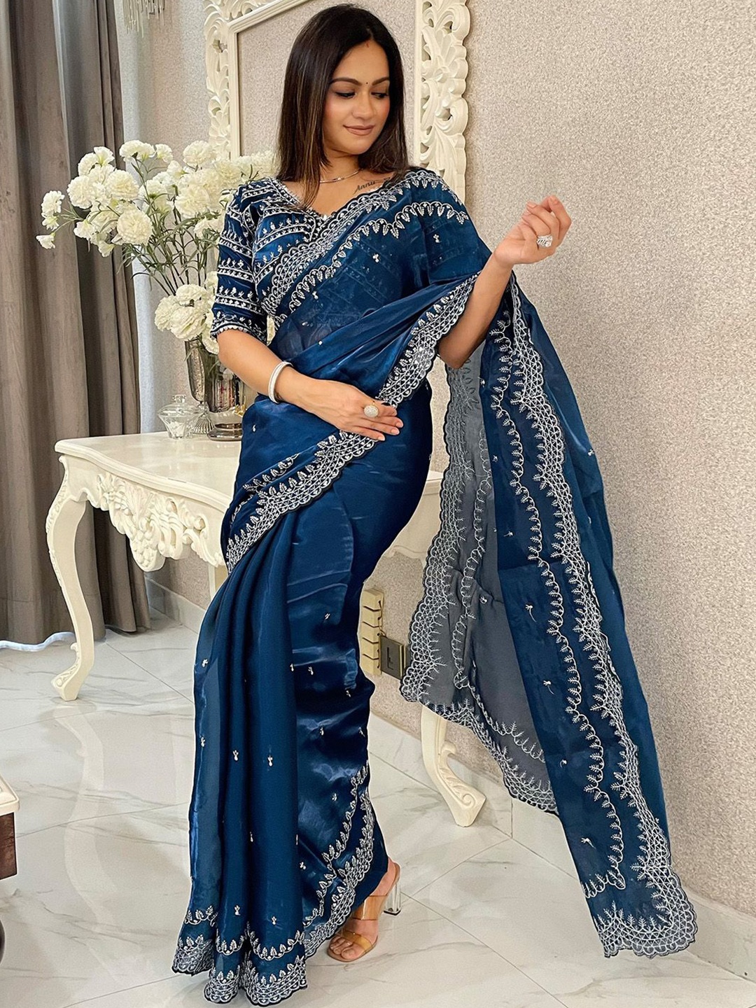 

Anouk Embellished Sequinned Organza Saree, Blue