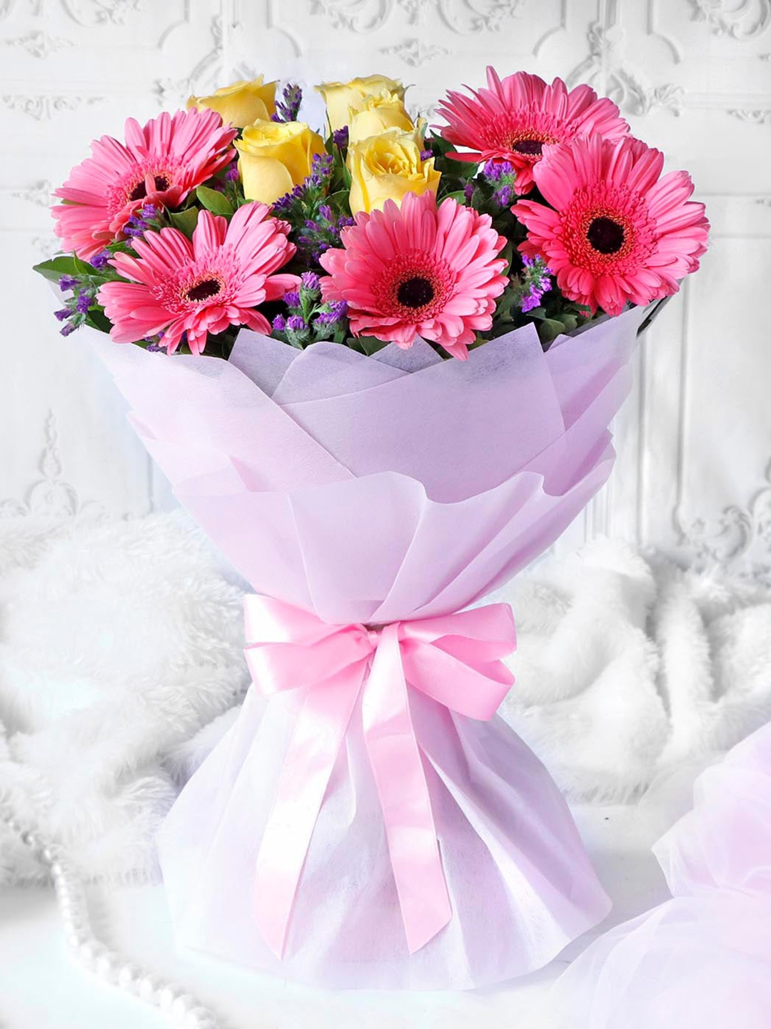 IGP Pink & Yellow 10 Pieces Mixed Fresh Flower In Tissue Wrapping