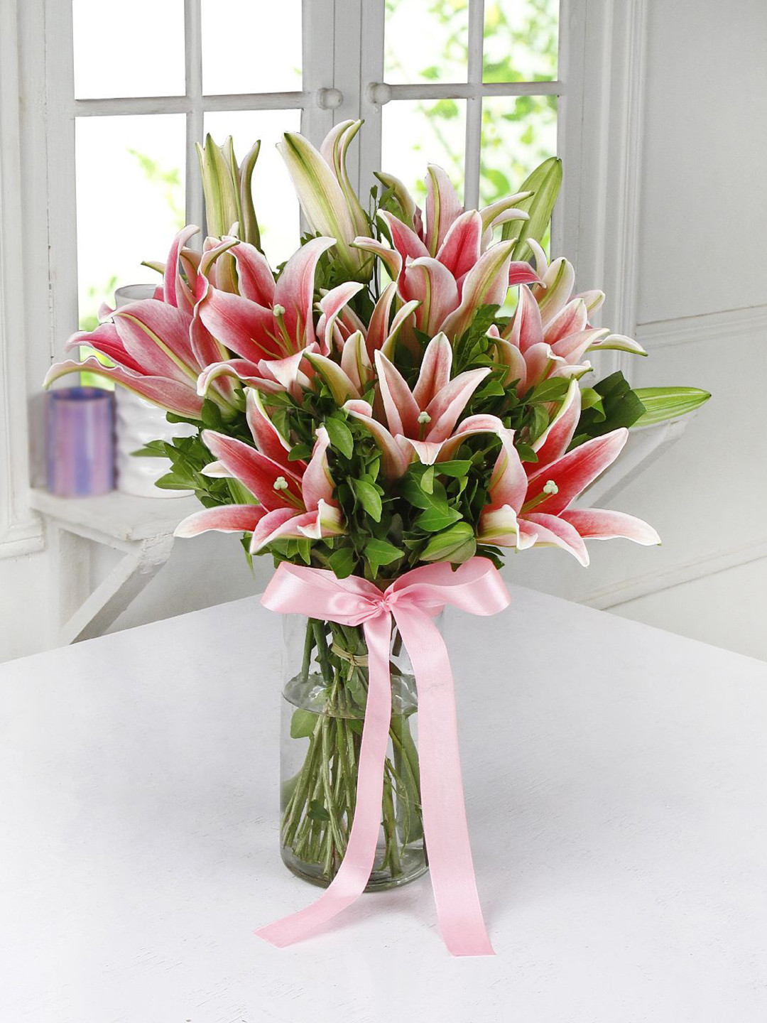 

IGP Pink 6-Lilies Fresh Live In Vase