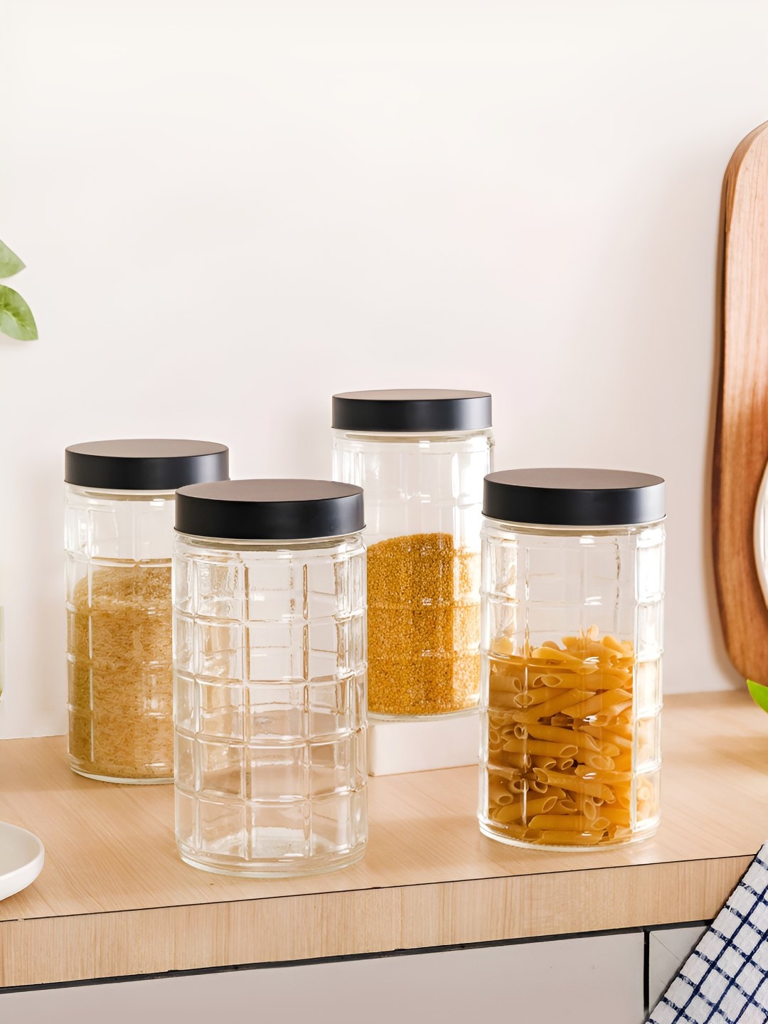 

Nestasia Set Of 4 Transparent Glass Container With Lid
