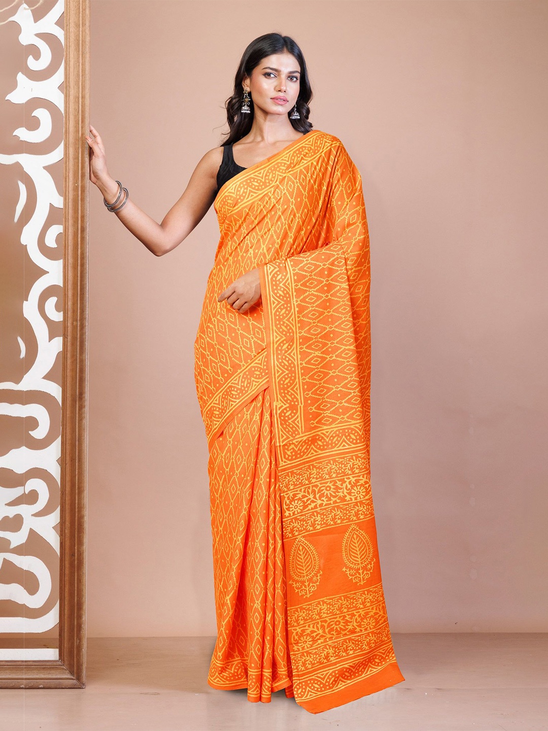 

Unnati Silks Ethnic Motifs Pure Cotton Handloom Block Print Saree, Orange