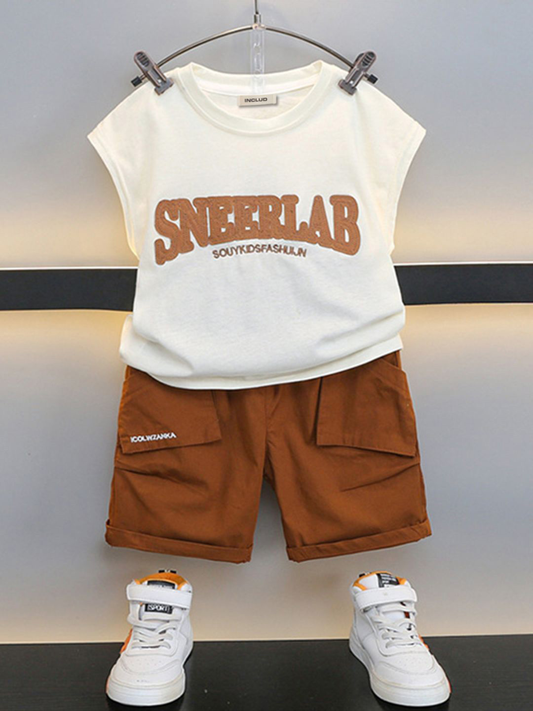 

INCLUD Boys Printed Sleeveless T-shirt With Short, Khaki