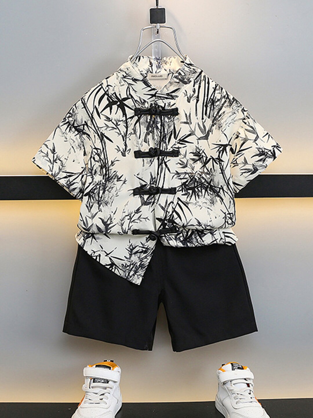 

INCLUD Boys Printed Shirt with Shorts, White