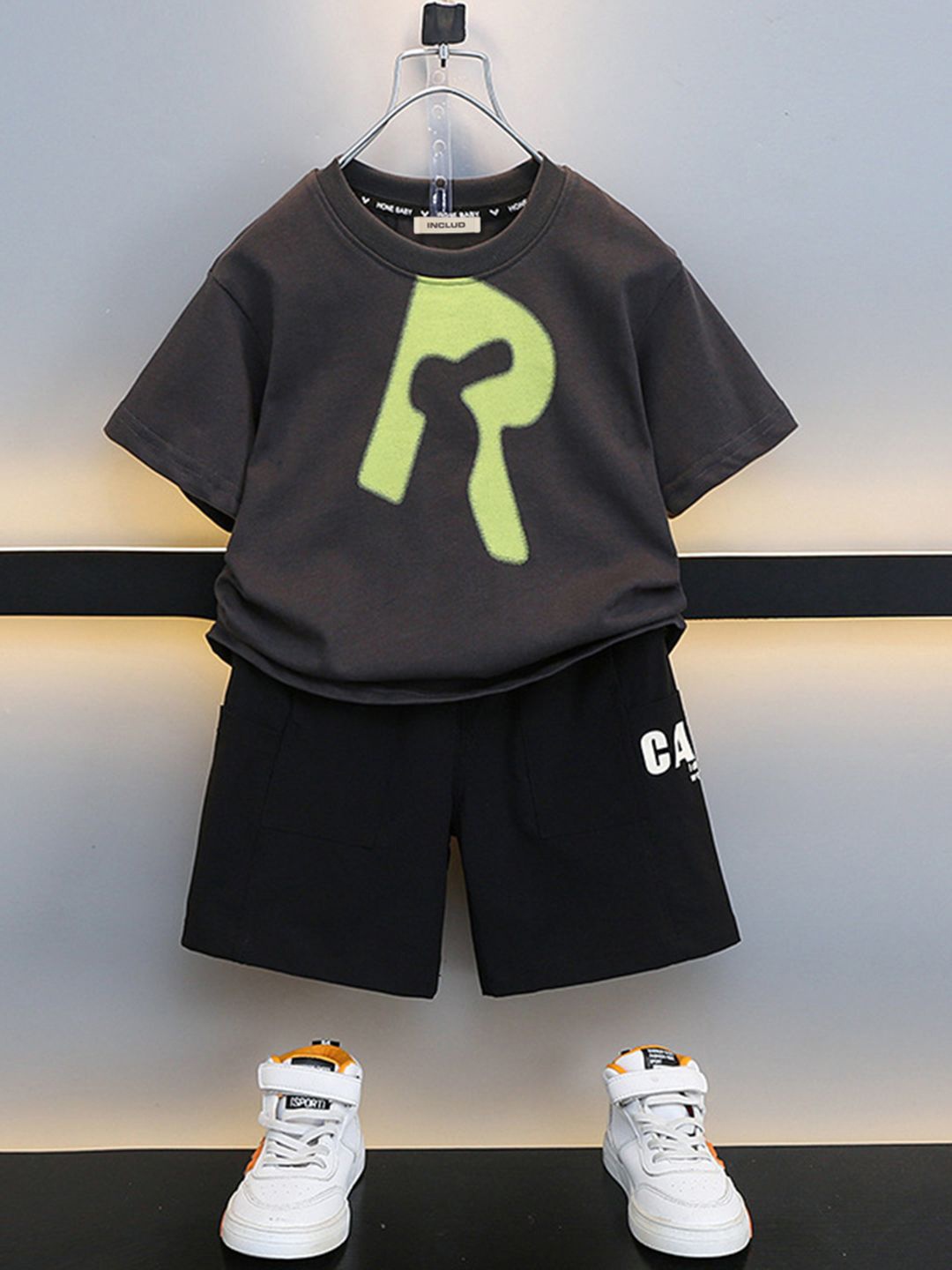 

INCLUD Boys Printed T-shirt with Shorts, Grey