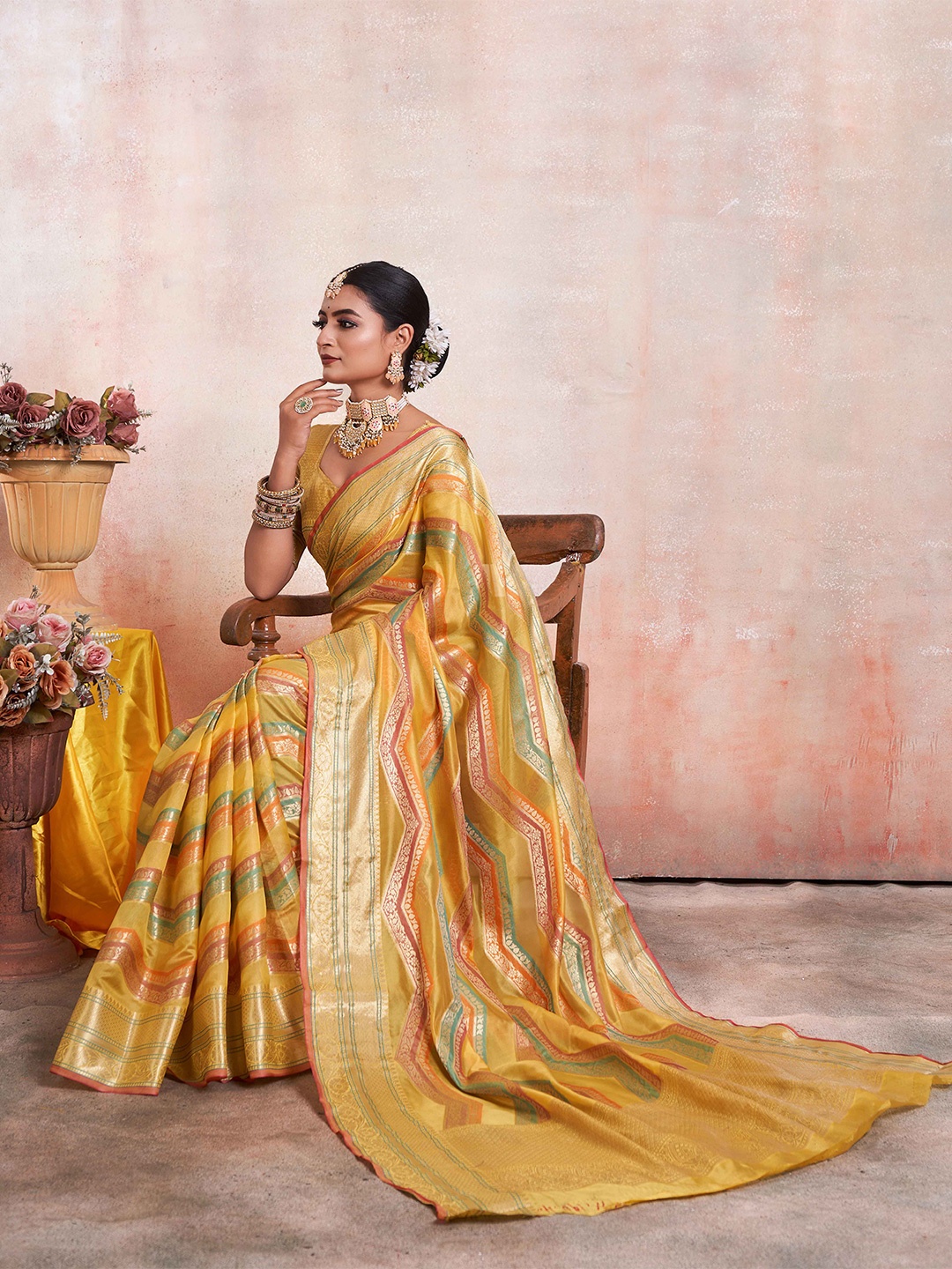 

KIMISHA Ethnic Motifs Zari Organza Kanjeevaram Saree, Yellow