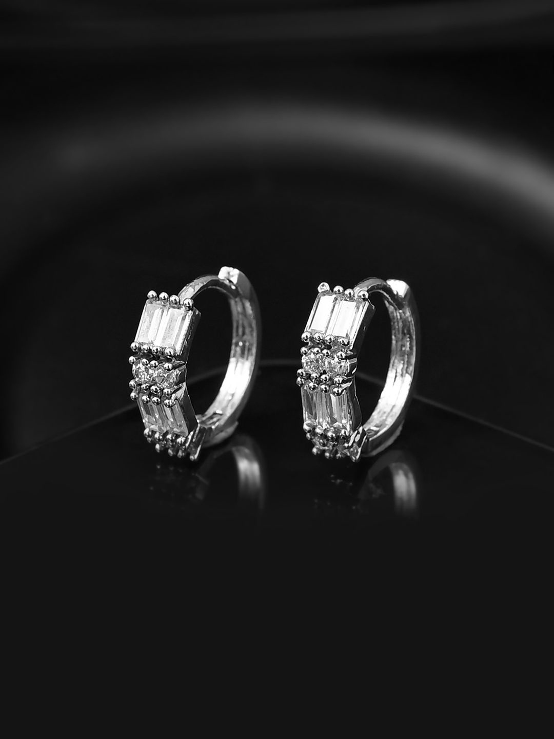 

Voylla Contemporary Hoop Earrings, Silver