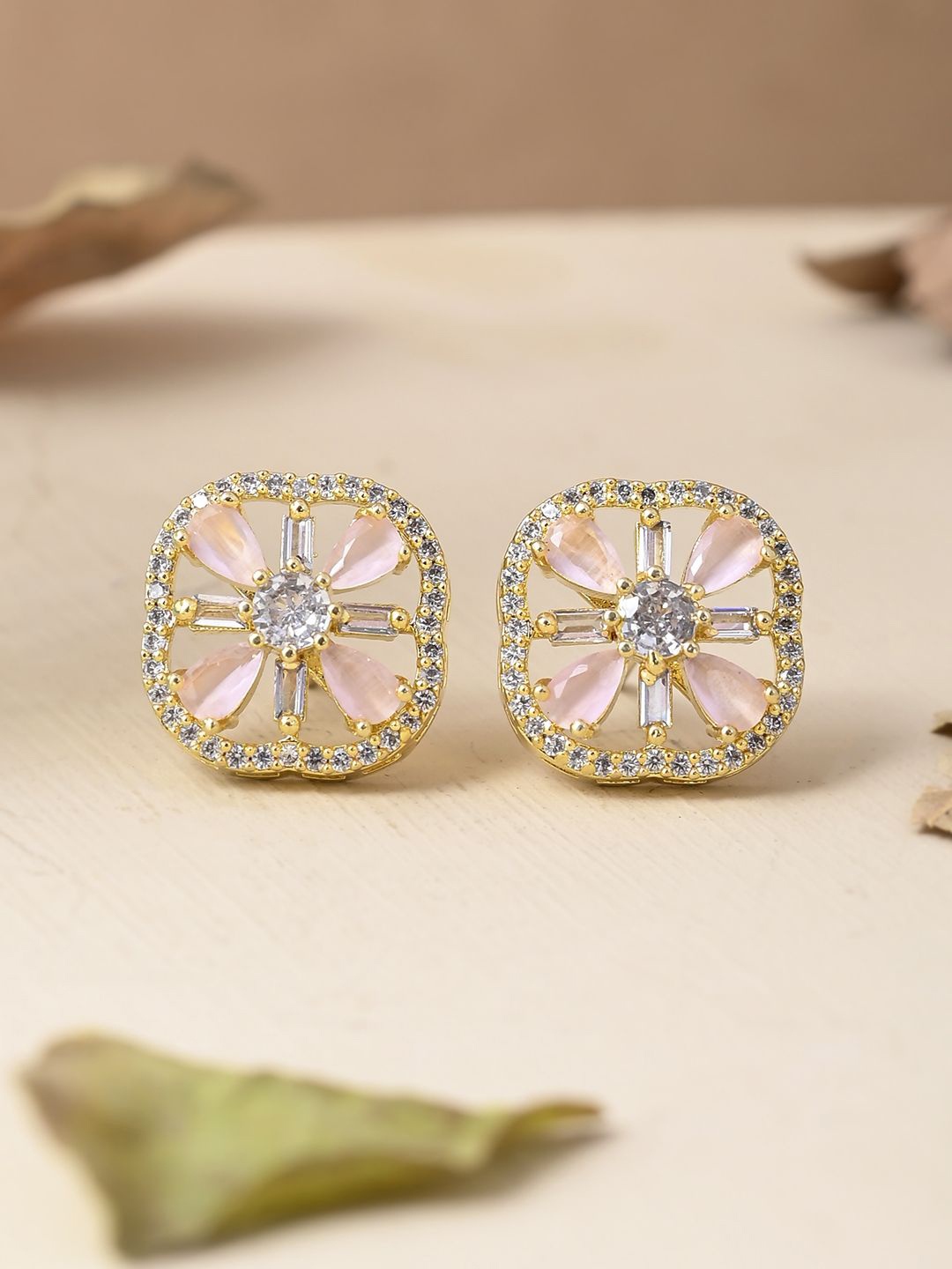 

Voylla Contemporary Studs Earrings, Gold