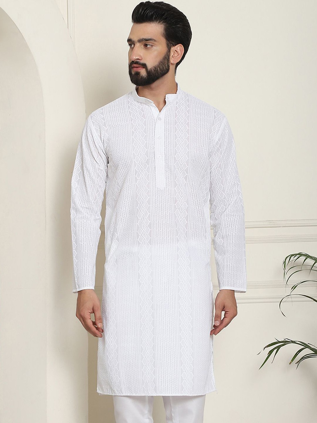 

SOJANYA Men Thread Work Kurta, White