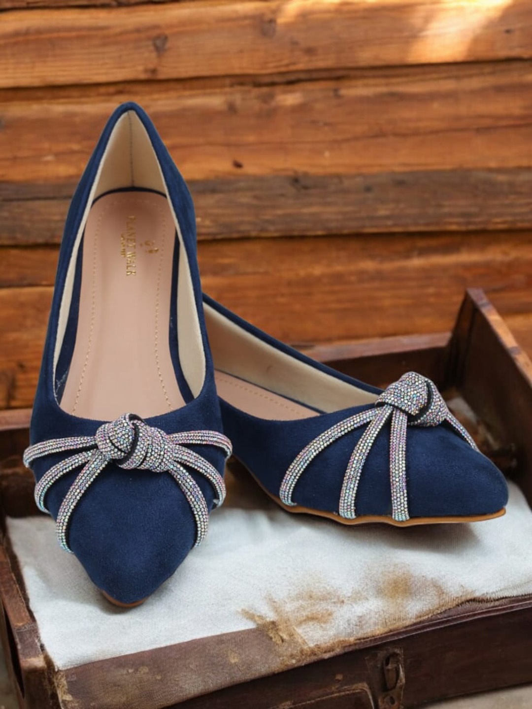 

PLANET WALK Embellished Suede Block Pumps with Bows, Blue