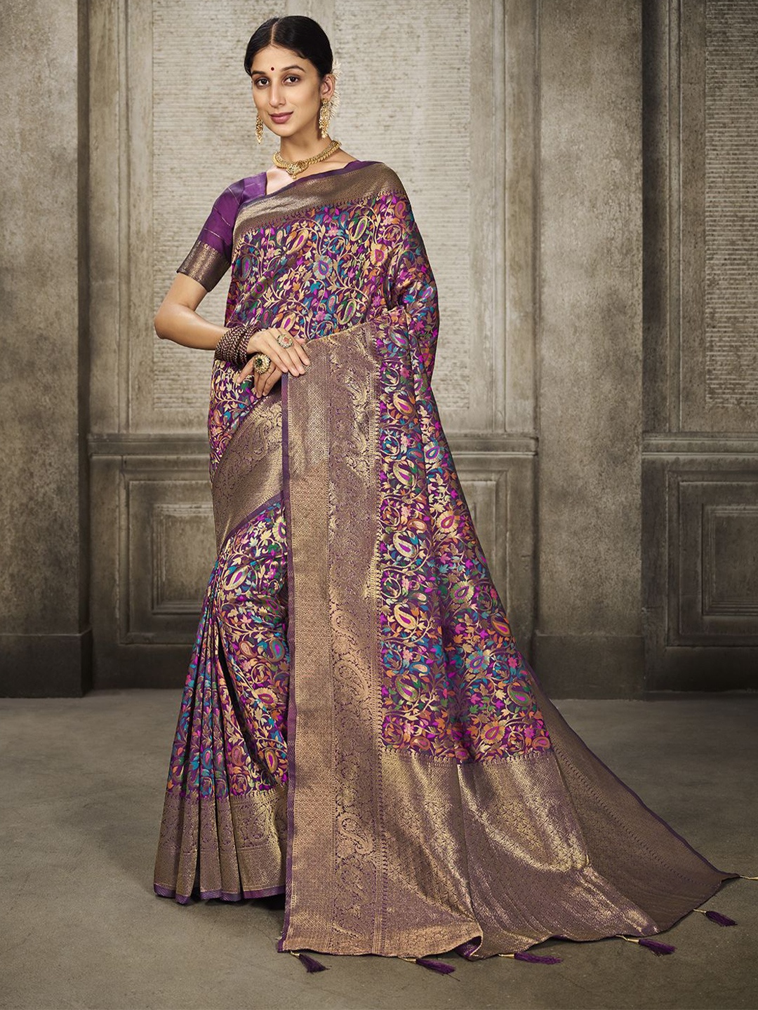 

Pionex Woven Design Zari Pure Silk Banarasi Saree, Purple