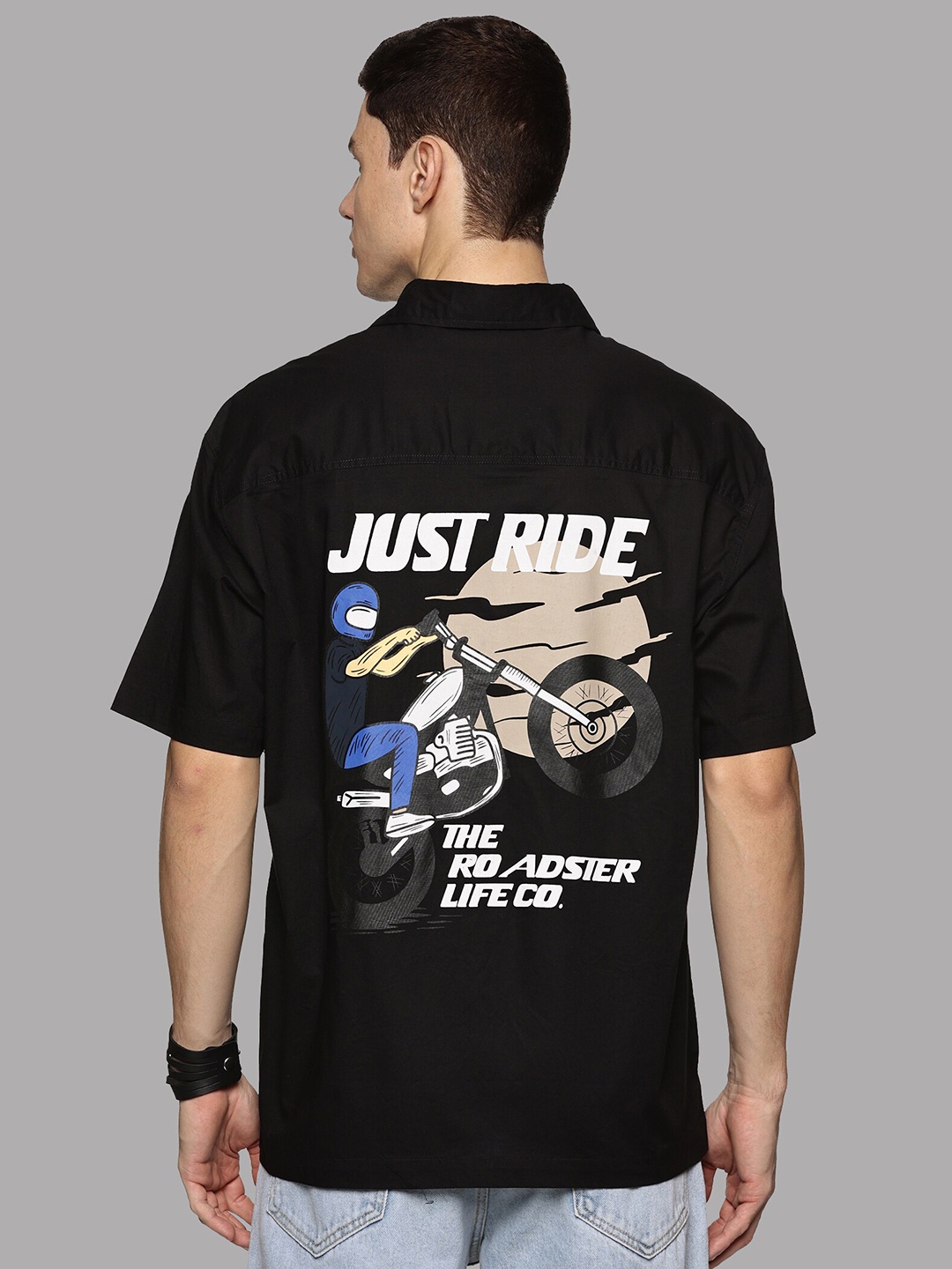

Roadster Men Lifestyle Co Printed Pure Cotton Oversized Shirt, Black