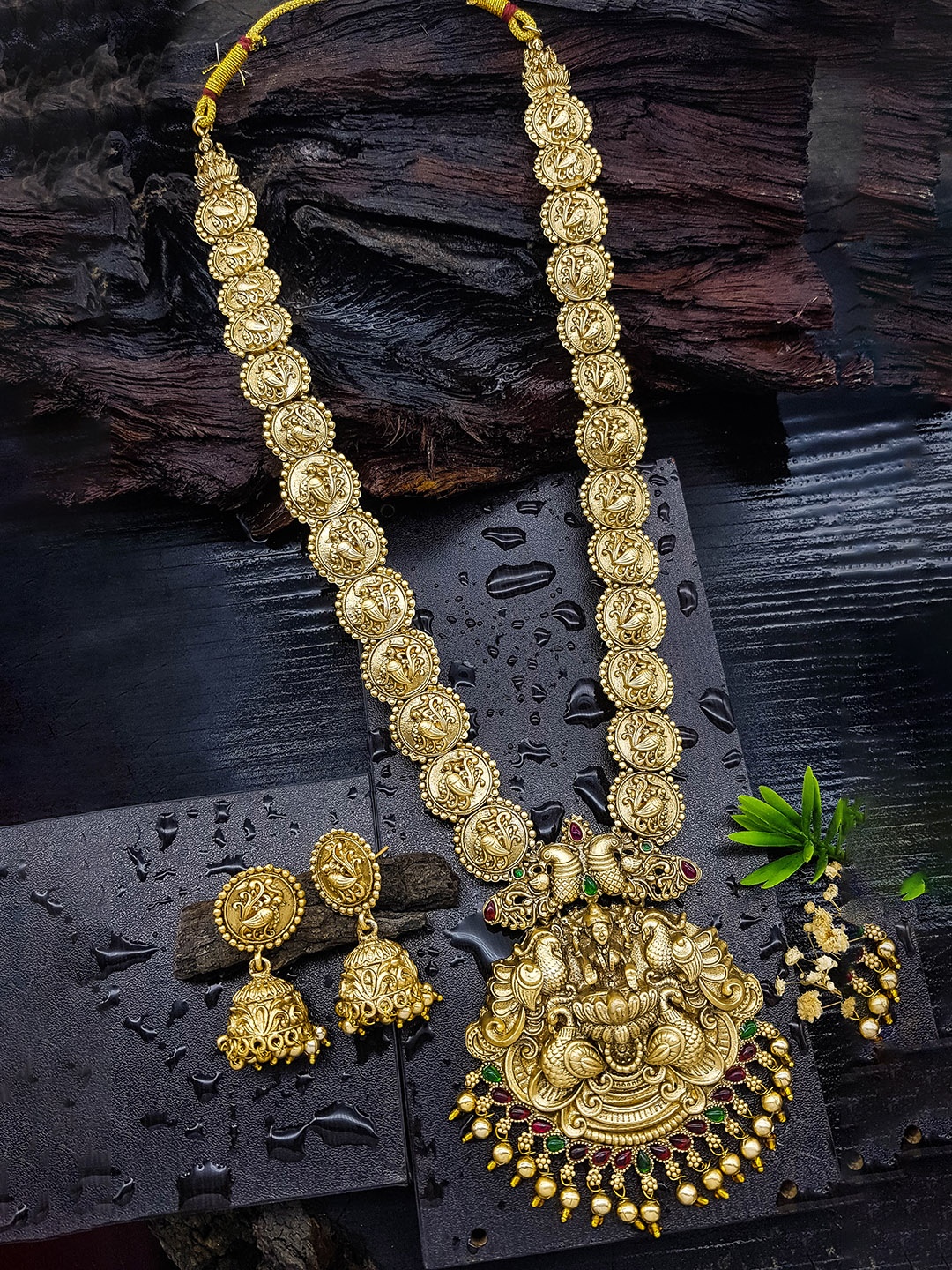

GRIIHAM Gold-Plated CZ Studded & Beaded Temple Jewellery Set