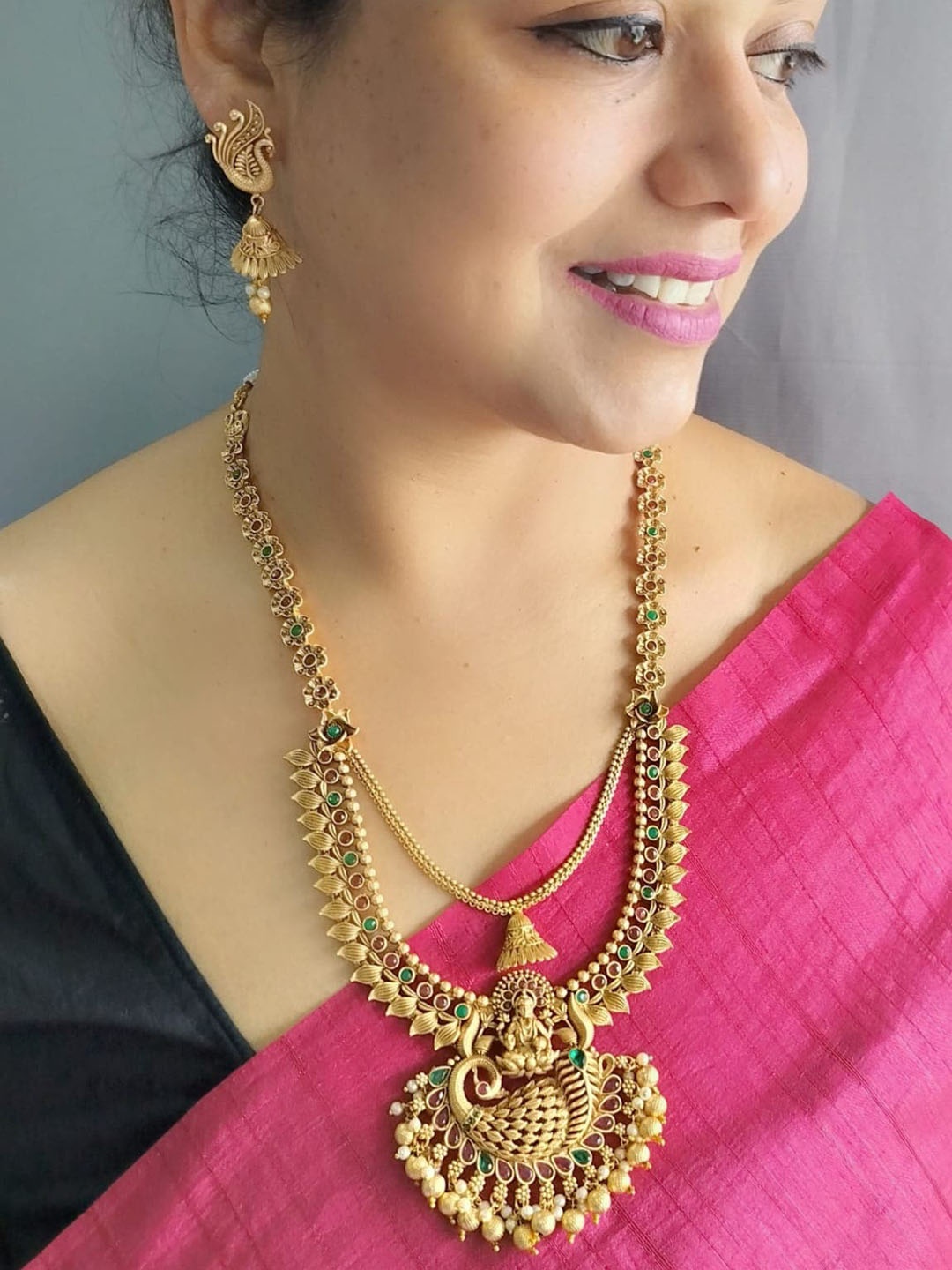 

GRIIHAM Gold-Plated CZ Studded & Beaded Temple Jewellery Set