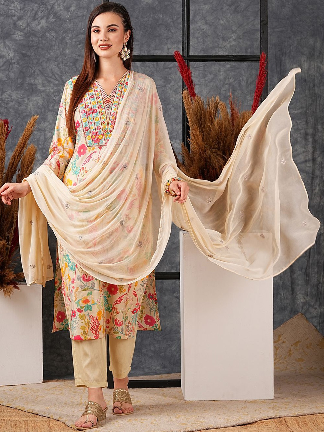 

KALINI Women Floral Printed Regular Thread Work Kurta with Trousers & With Dupatta, Cream