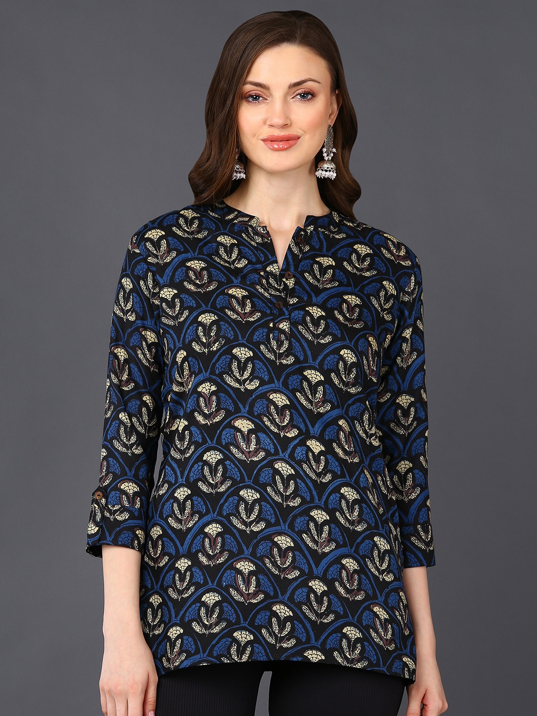 

KALINI Print Mandarin Collar Roll-Up Sleeves Top, Black