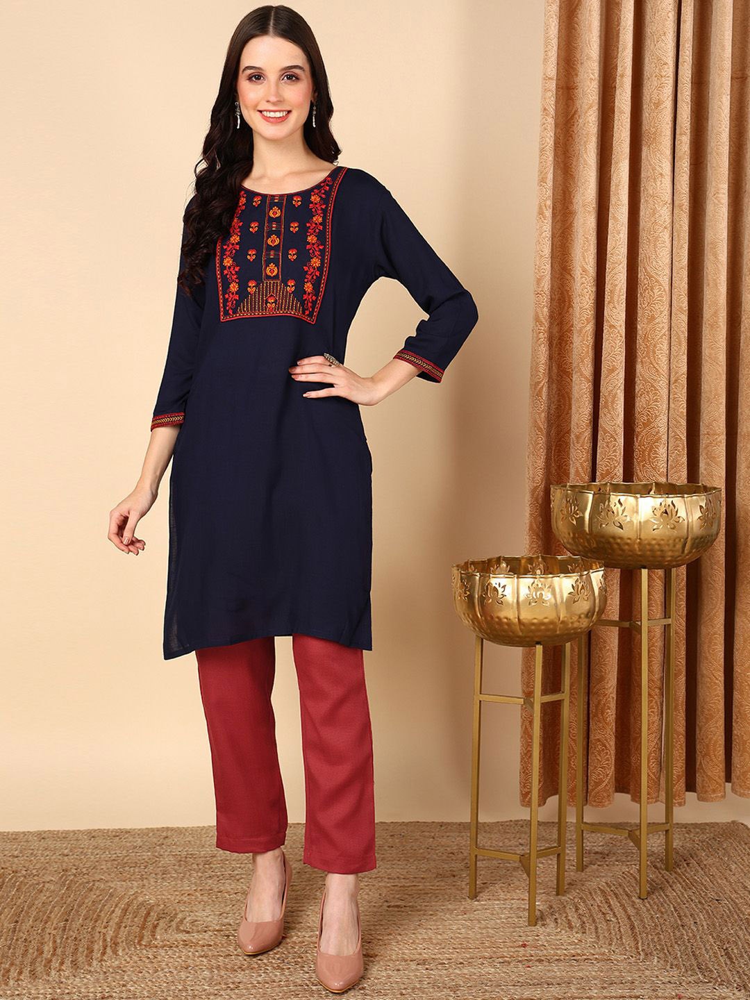 

KALINI Floral Yoke Design Round Neck Thread Work Straight Kurta, Blue