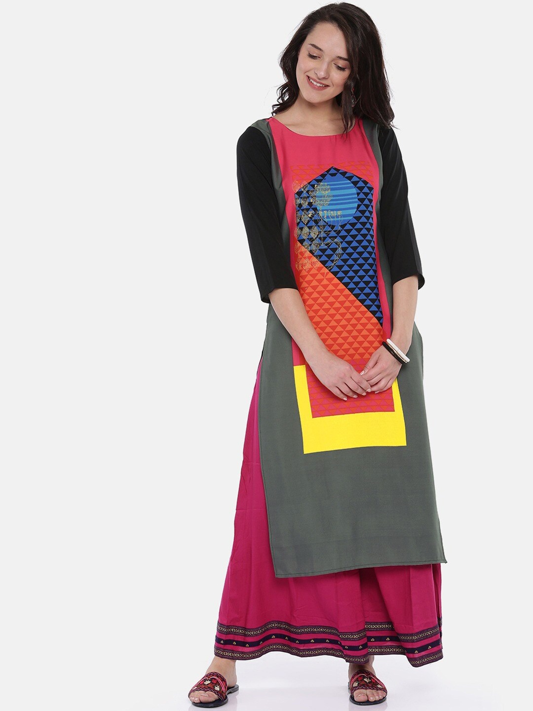

KALINI Geometric Printed Round Neck Straight Kurta, Grey