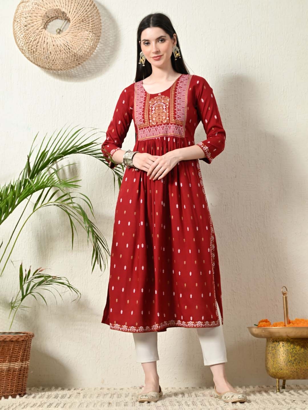 

VIDHANI Ethnic Motifs Printed Floral Kurta, Maroon