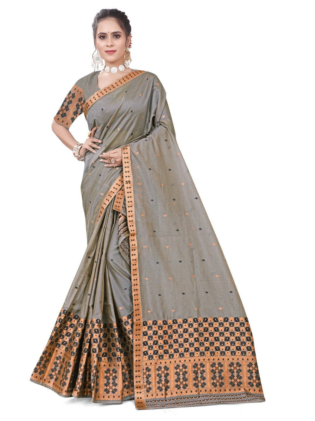 

Skiran's Assamese Mekhela Chador Woven Design Saree, Grey