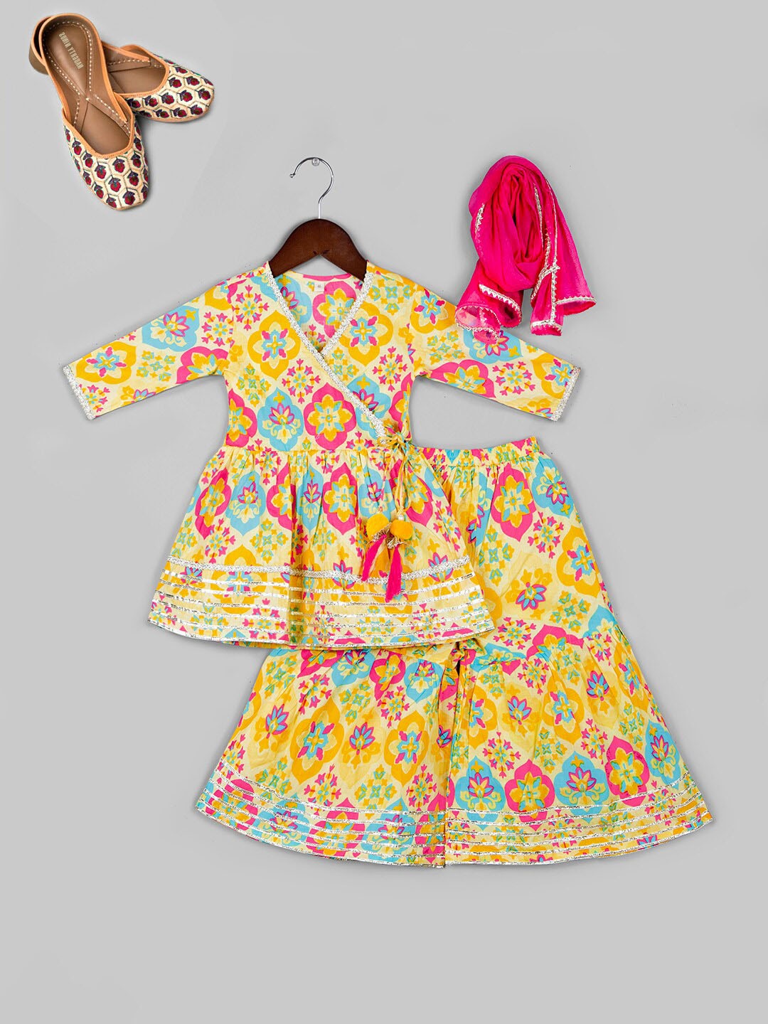 

Naughty Ninos Girls Printed Empire Gotta Patti Pure Cotton Kurta with Sharara & Dupatta, Yellow