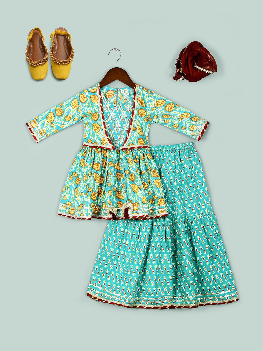 

Naughty Ninos Girls Floral Printed Gotta Patti Pure Cotton Kurta with Sharara & Dupatta, Green